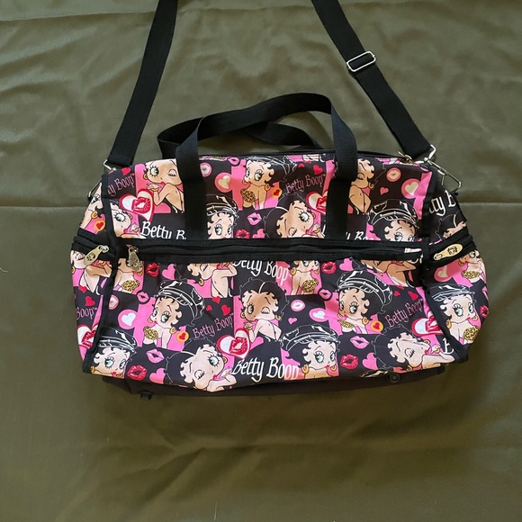 Betty Boop Black and Pink Travel Bag  a littli dirty inside - Picture 3 of 12